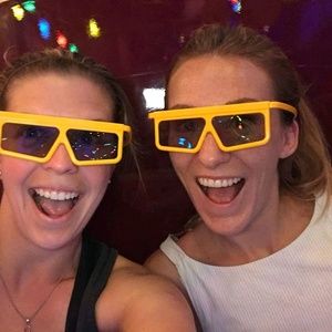 Meet your Posher, Lois